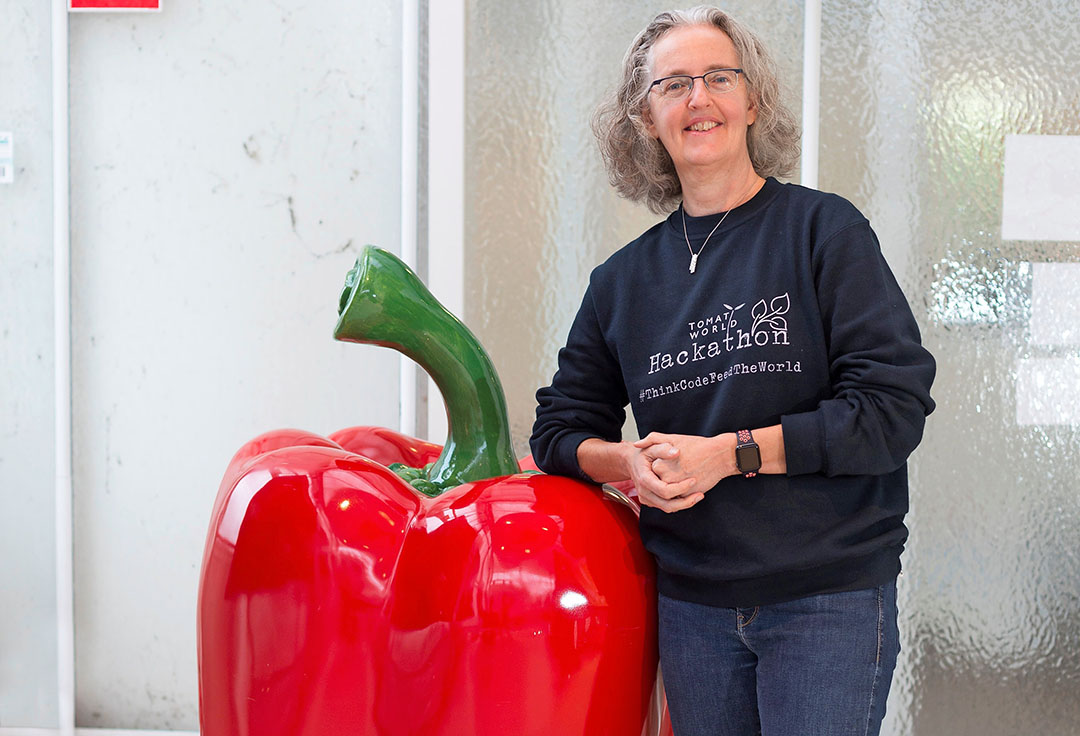 Colinda de Beer (InnovationQuarter): "Als je als teler mee aan het roer staat bij robotering, kun je meer bepalen." - Foto: Joef Sleegers