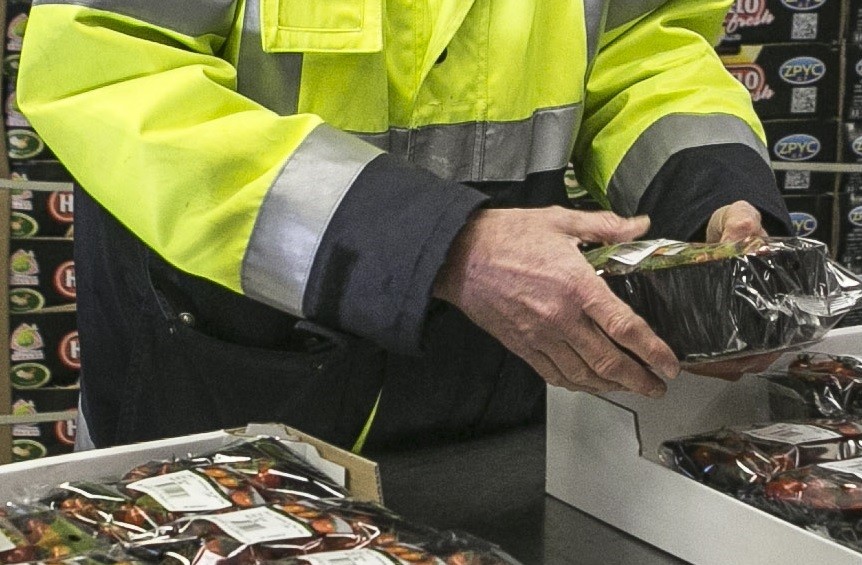 Uitstroom van  ouder personeel kan continuïteit van toezichtinstanties in gevaar brengen.