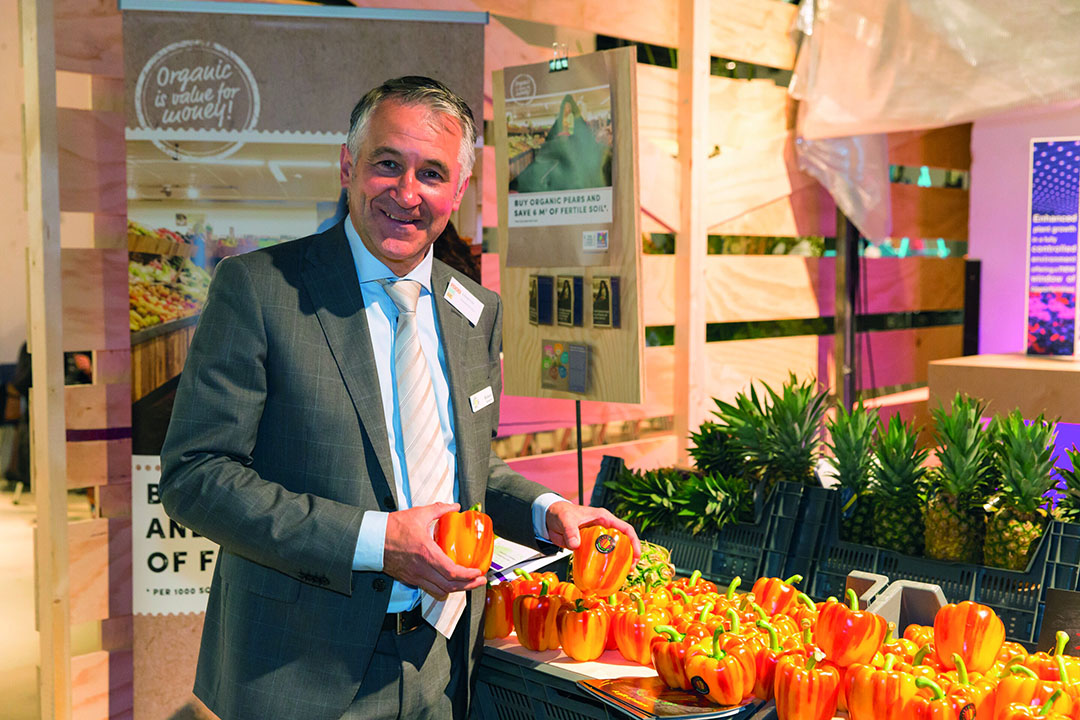 Richard Schouten, directeur van GroentenFruit Huis.  - Foto: Nichon Glerum