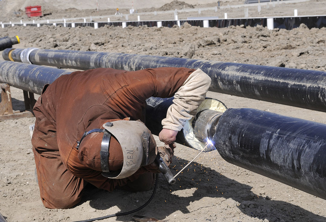 Aanleg van een warmteleiding voor duurzame warmte. - Foto: Wick Natzijl