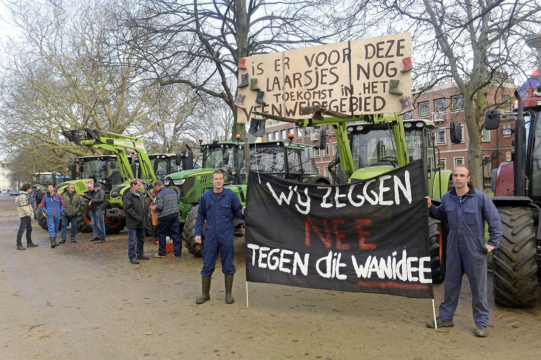 Boeren in verzet tegen de waanideeén van de provincie Noord-Holland. De actiedag op 1 oktober moet vooral boeren trots uitstralen.- Foto: Paul Dijkstra