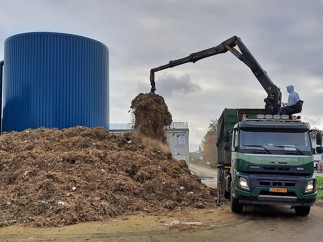 Gewas eruit en de kas leeg laten omdat met het verkopen van een gaspositie meer is te verdienen. - Foto: Harry Stijger