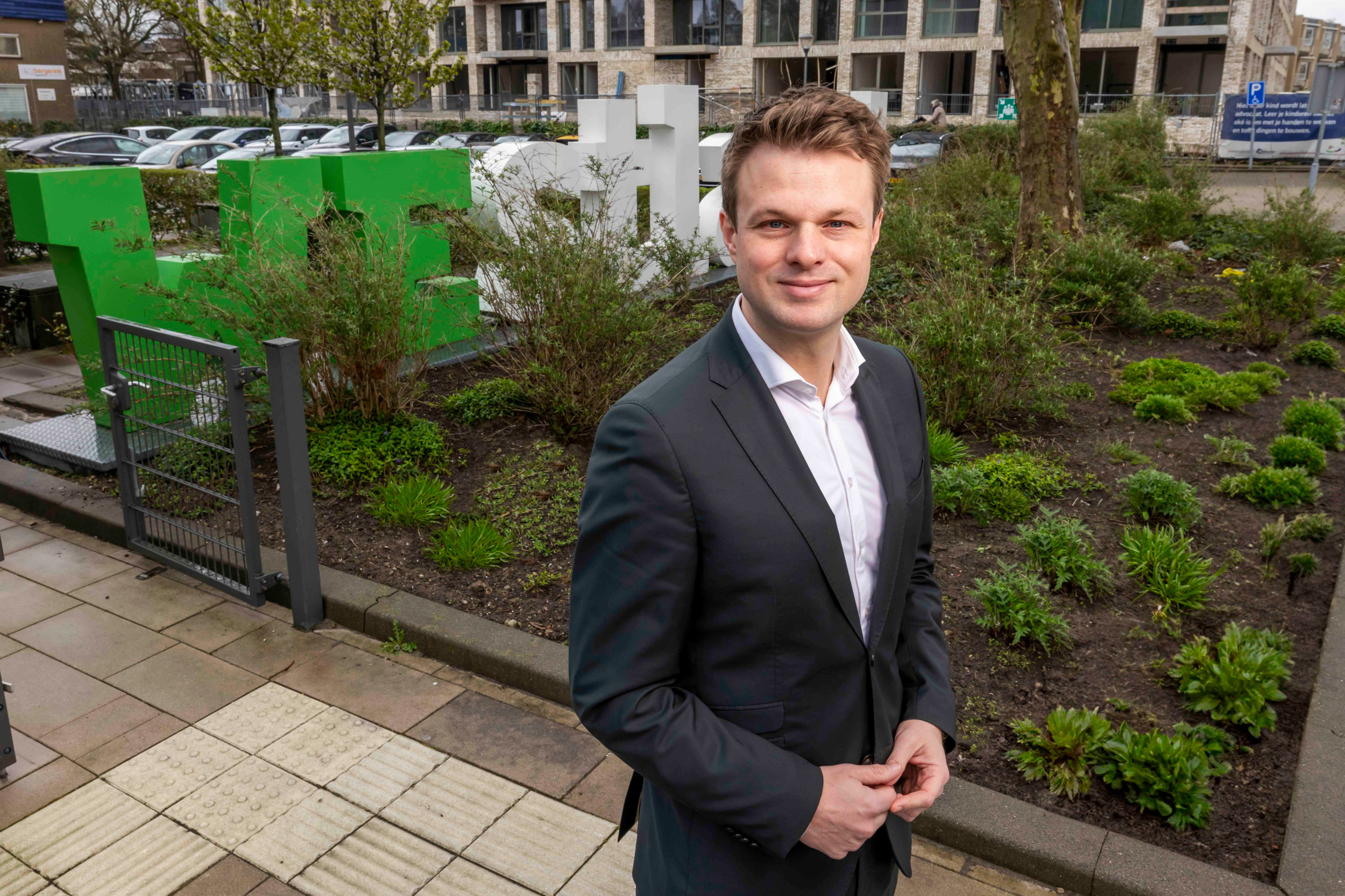 Peter Valstar: “Er zijn natuurlijk ook buitenlandse werknemers die best in het Westland willen werken, maar die gewoon liever in een stad wonen.” Foto: Thierry Schut