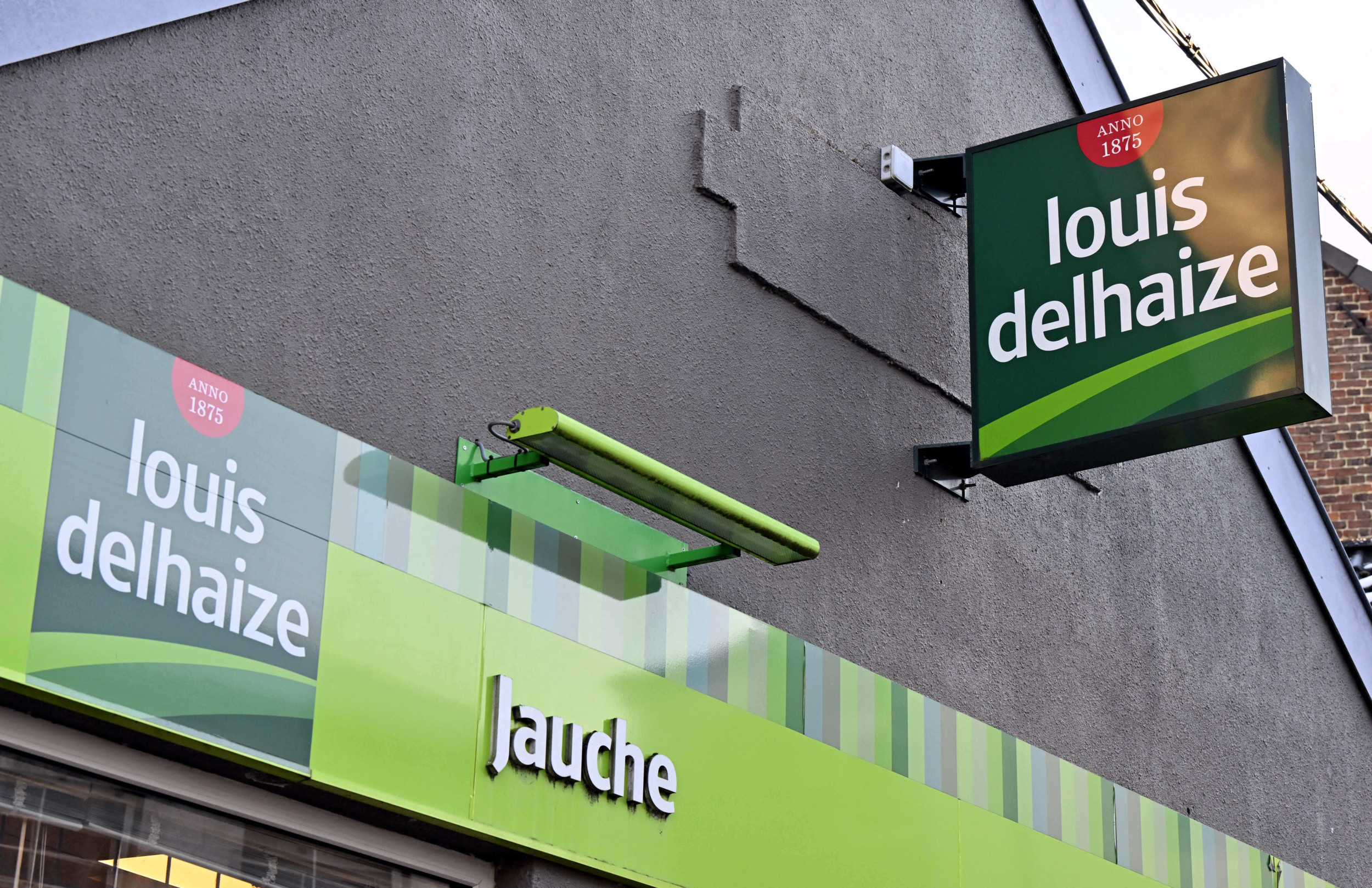 De overgenomen winkels van Delfood staan bekend onder de naam Louis Delhaize. – Foto: AFP