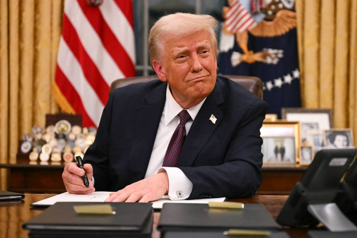 Op de dag van zijn inauguratie ondertekende president Donald Trump gelijk een flink aantal decreten. Foto: ANP